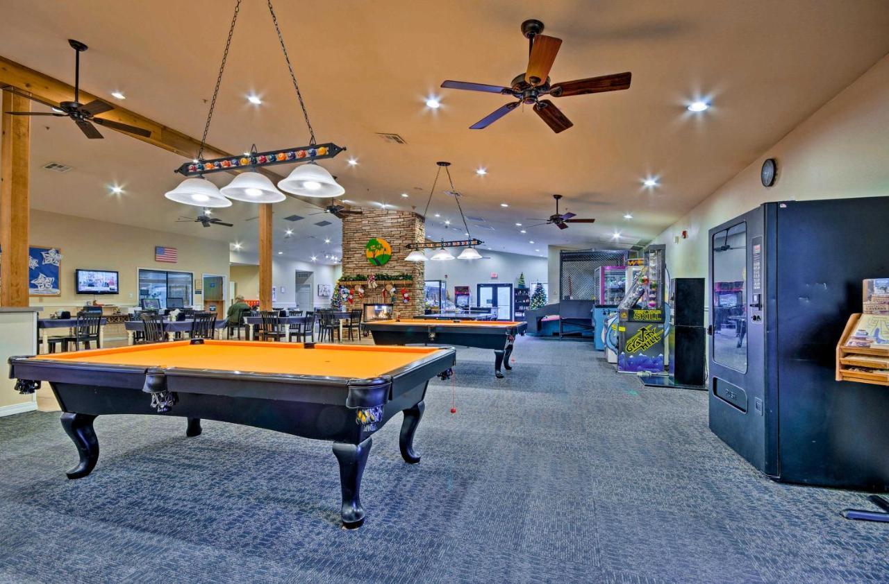 Resort Condo With Pool About 3 Mi To Branson Landing! Exterior photo