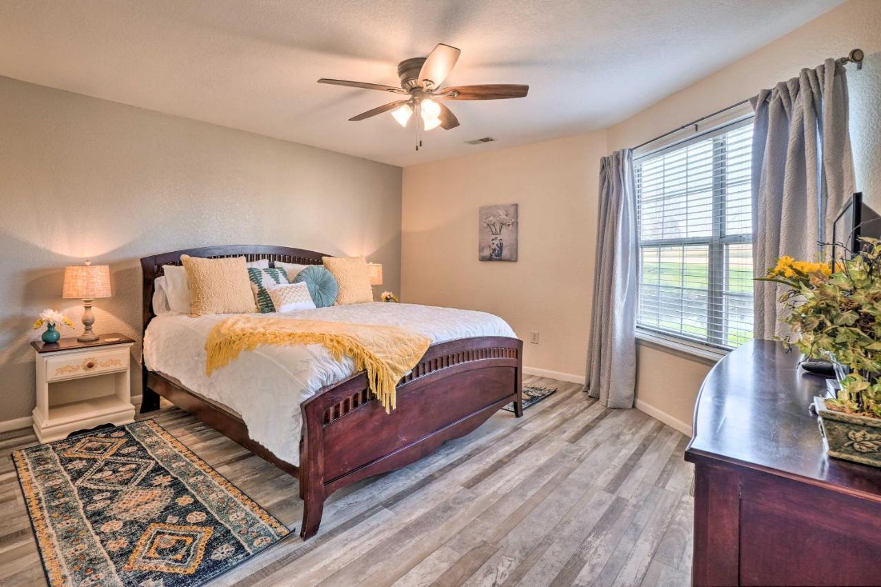 Resort Condo With Pool About 3 Mi To Branson Landing! Exterior photo